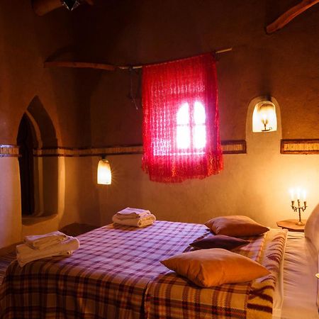 アイット・ベン・ハドゥ カスバ テビ Bed & Breakfast エクステリア 写真